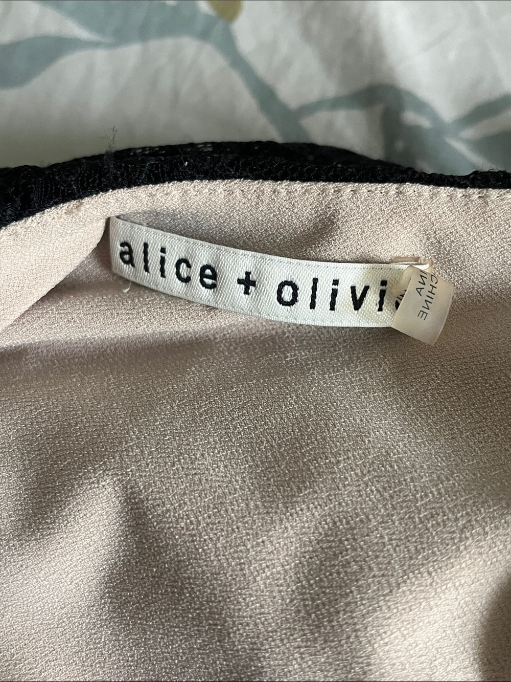 JN26 Alice and Olivia Vanessa Cami Tiered Lace Tank Top - Picture 6 of 8